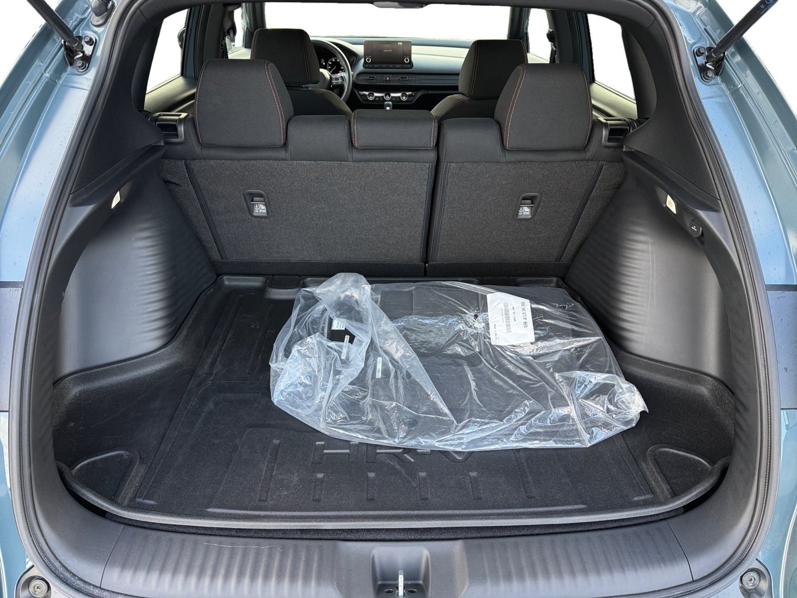 Used 2024 Honda HR-V Sport image 17