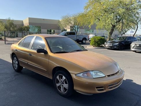 Used 2002 Chevrolet Cavalier Sedan image 5