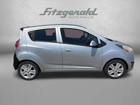 Used 2014 Chevrolet Spark LT image 5
