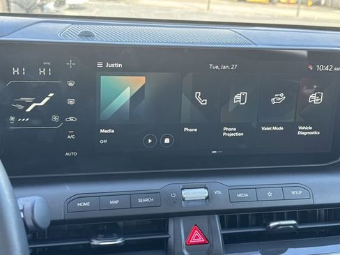 Used 2025 Kia K4 EX image 15