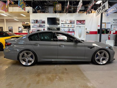Used 2022 BMW M5 w/ Competition Package AWD/4WD image 4