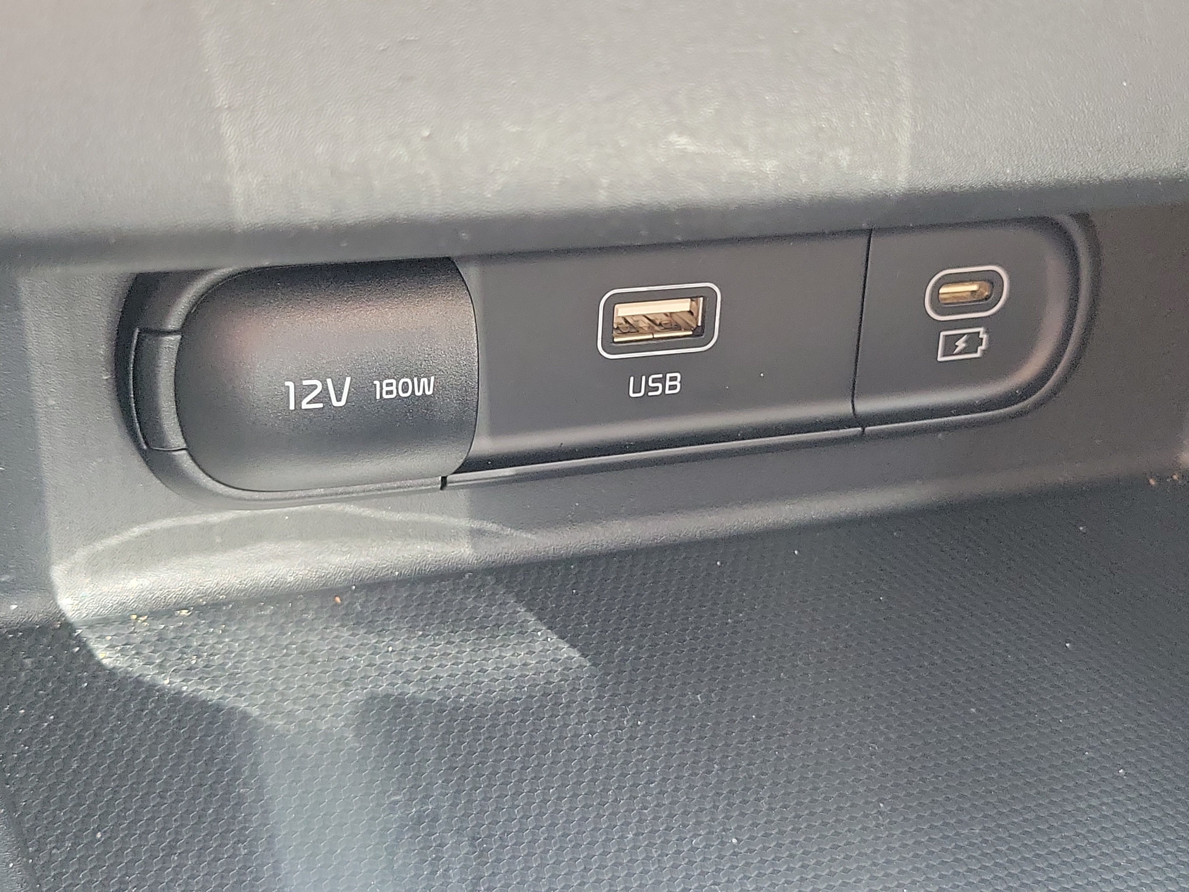 Used 2024 Kia Seltos S FWD image 27