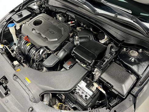 Used 2016 Kia Optima LX FWD image 28