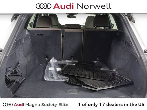 Used 2025 Audi Q5 Premium Plus w/ Premium Plus AWD/4WD image 16