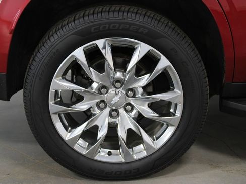 Used 2022 Chevrolet Tahoe Premier AWD/4WD image 15