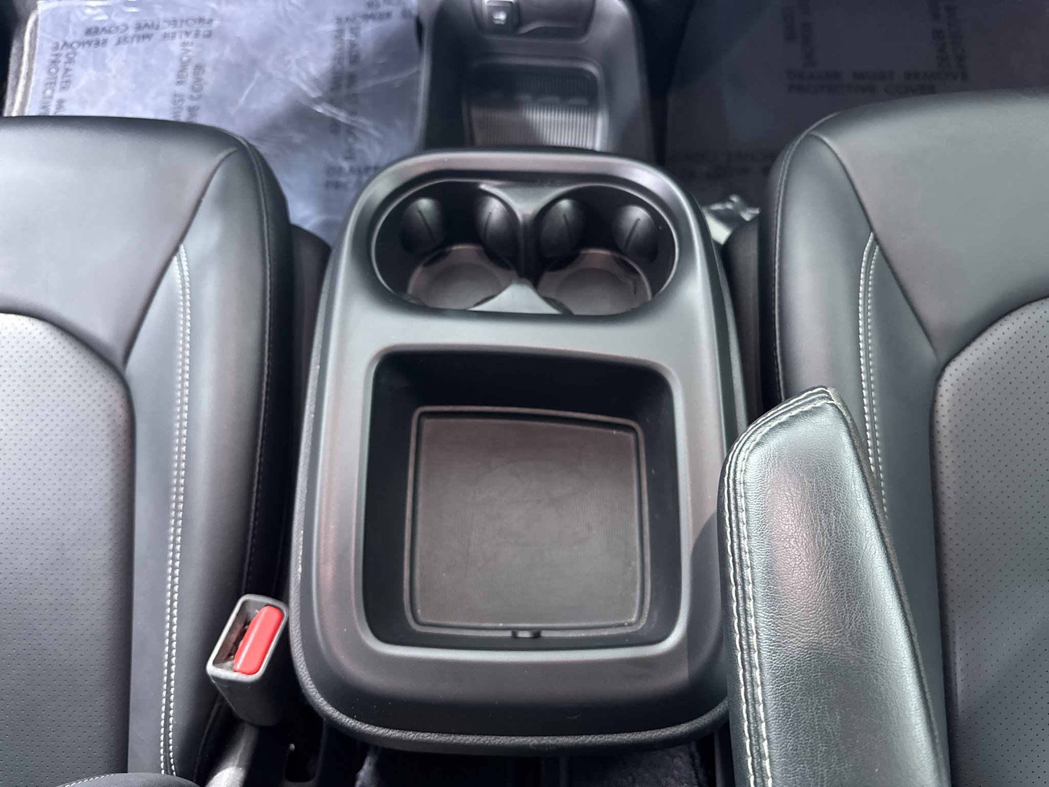 Used 2025 Chrysler Pacifica Select FWD image 34