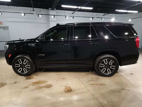 Used 2022 GMC Yukon AT4 AWD/4WD image 4