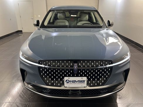 New 2026 Lincoln Nautilus Premier image 2