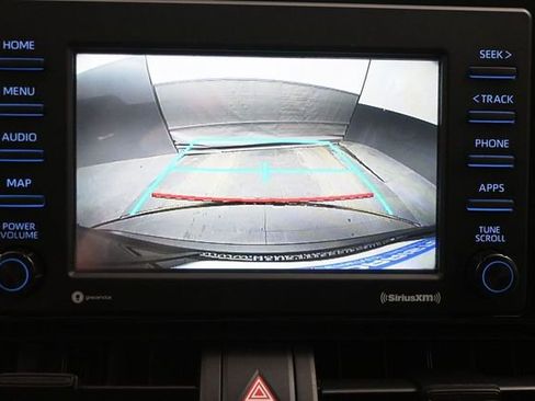 Used 2020 Toyota RAV4 XLE FWD image 30