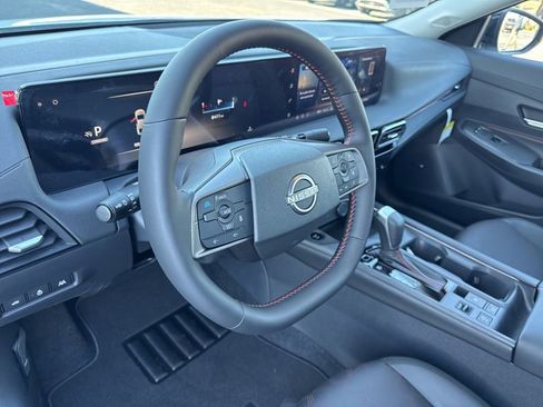 New 2026 Nissan Sentra SR w/ SR Premium Package image 24