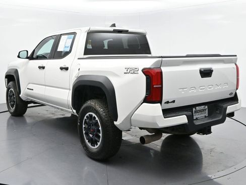 Used 2024 Toyota Tacoma TRD Off-Road AWD/4WD image 5