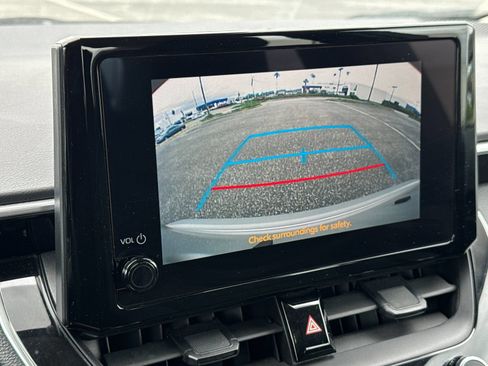 Used 2023 Toyota Corolla LE FWD image 16
