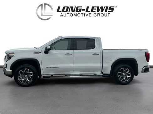 Used 2023 GMC Sierra 1500 SLT AWD/4WD image 2