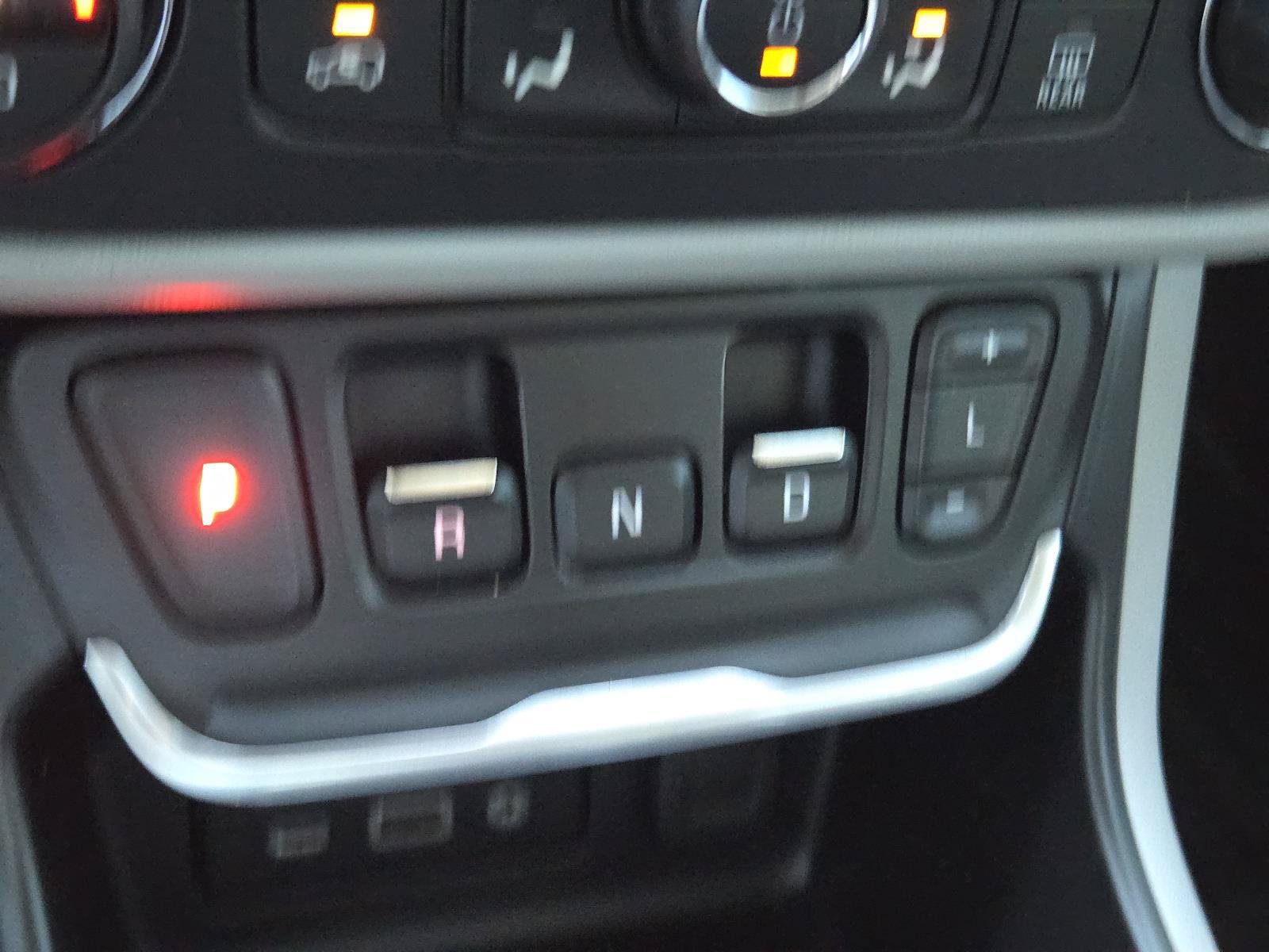 Used 2019 GMC Terrain SLT w/ Preferred Package FWD image 27