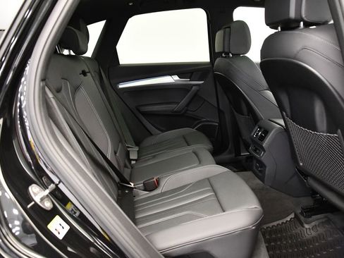 Certified 2025 Audi Q5 2.0T Premium Plus image 53