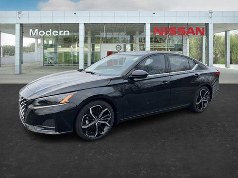 New 2025 Nissan Altima 2.5 SR image 1