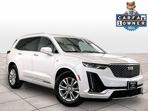 Used 2023 Cadillac XT6 Luxury AWD/4WD image 2