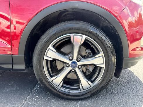 Used 2017 Ford Escape SE w/ SE Leather Comfort Package AWD/4WD image 27