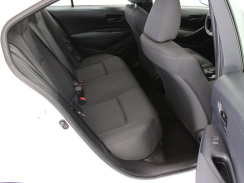 Used 2026 Toyota Corolla LE FWD image 30
