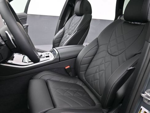New 2026 BMW X5 xDrive50e w/ M Sport Package image 11