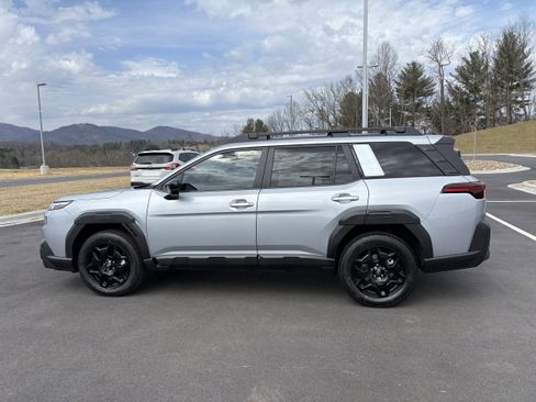 New 2026 Subaru Outback Limited image 5