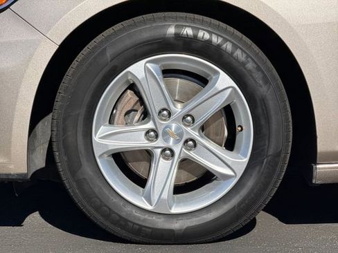 Used 2024 Chevrolet Malibu LS image 23