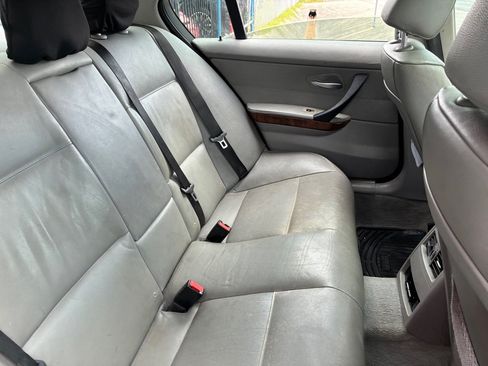 Used 2006 BMW 325i Sedan RWD image 24