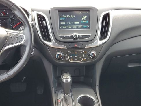 Used 2018 Chevrolet Equinox LT AWD/4WD image 25