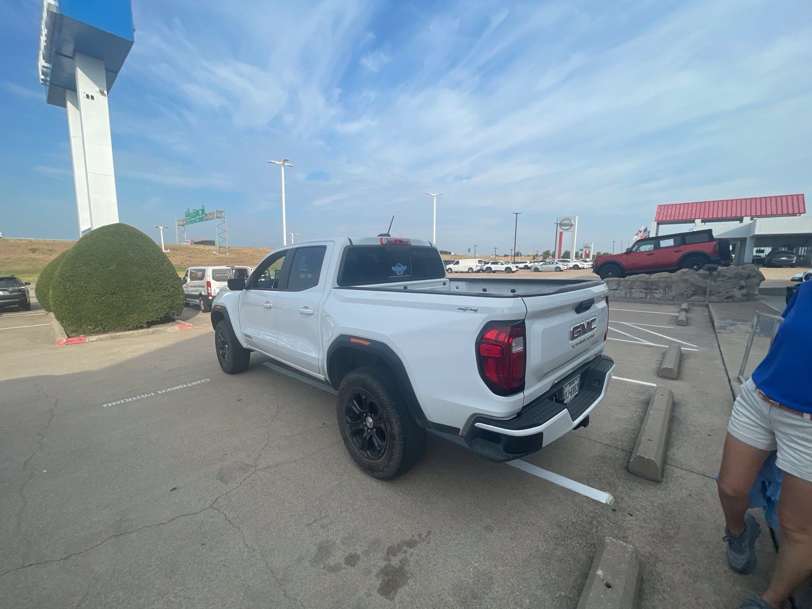 Used 2024 GMC Canyon Elevation w/ Convenience Package AWD/4WD image 8