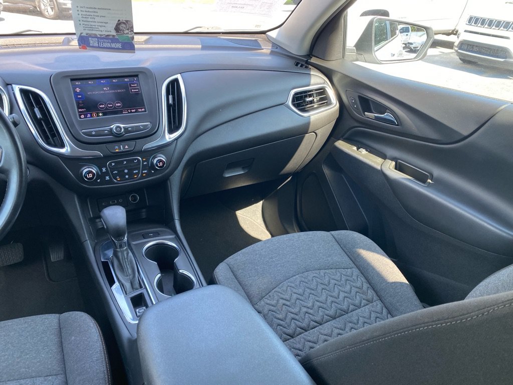 Used 2024 Chevrolet Equinox LT FWD image 15