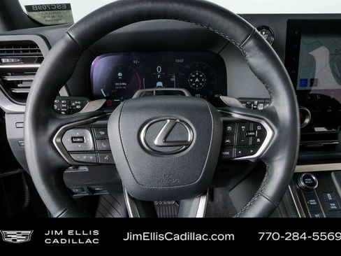 Used 2024 Lexus GX 550 w/ Accessory Package (2T) AWD/4WD image 9