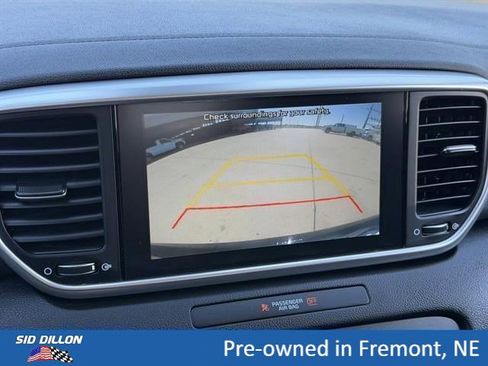 Used 2022 Kia Sportage LX AWD/4WD image 9