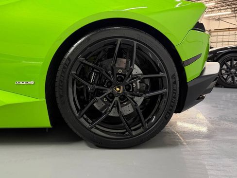 Used 2015 Lamborghini Huracan LP 610-4 AWD/4WD image 34