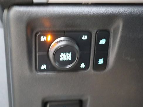 Used 2025 Ford Expedition Active AWD/4WD image 31