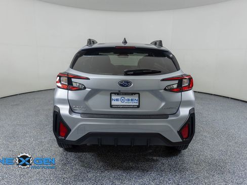 Used 2024 Subaru Crosstrek 2.0i Premium AWD/4WD image 6