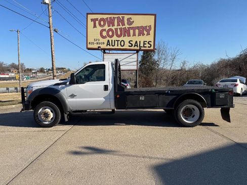 Used 2015 Ford F550 4x4 Regular Cab Super Duty image 5