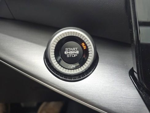 New 2026 Jeep Grand Wagoneer Limited image 16