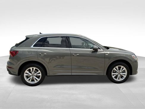 Used 2025 Audi Q3 2.0T Premium AWD/4WD image 7