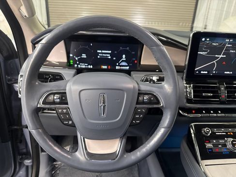 Used 2020 Lincoln Navigator L Black Label AWD/4WD image 32