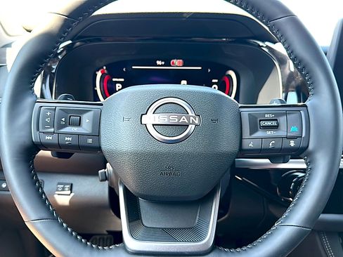 New 2026 Nissan Pathfinder Platinum w/ Accent Package AWD/4WD image 19