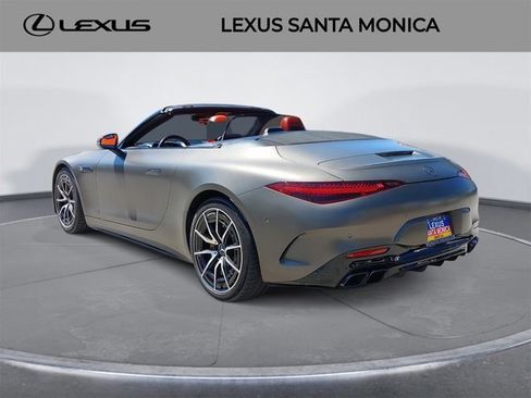 Used 2022 Mercedes-Benz SL 63 AMG 4MATIC w/ Driver Assistance Package image 7