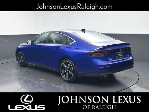 Used 2024 Honda Accord Sport image 7