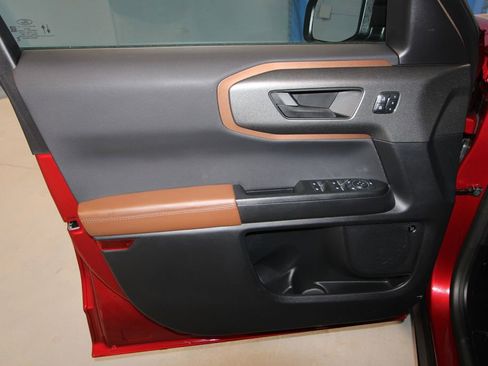 Used 2025 Ford Bronco Sport Outer Banks w/ Outer Banks Tech Package+ AWD/4WD image 5