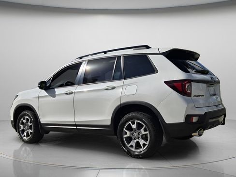 Certified 2023 Honda Passport TrailSport image 8