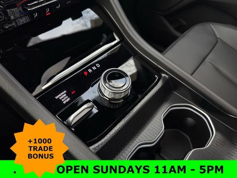 New 2025 Jeep Grand Cherokee Limited image 23