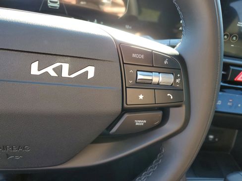 New 2026 Kia Sportage X-Line w/ X-Line Technology Package image 16