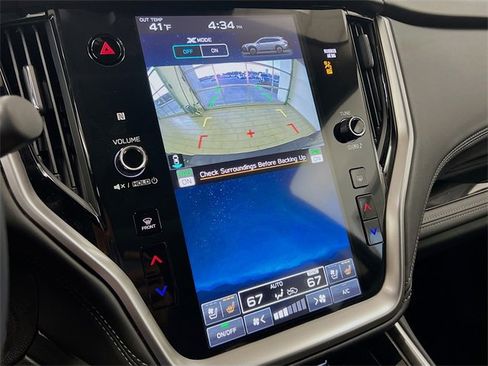 Used 2025 Subaru Outback Touring XT image 16