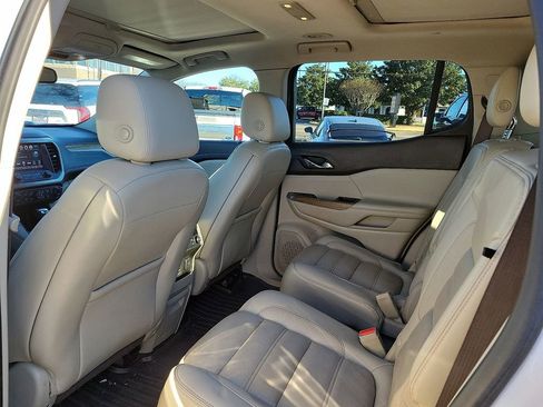 Used 2019 GMC Acadia Denali w/ Technology Package image 10