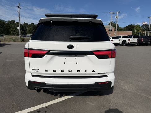 Used 2025 Toyota Sequoia TRD Pro AWD/4WD image 9