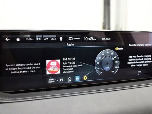 Used 2023 Genesis G80 image 39